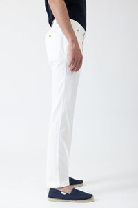 CHINO CHIC GABARDINE DE COTON STRETCH BLANC CASSÉ - BZV3 - BERNARD ZINS