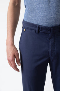 CHINO CHIC GABARDINE DE COTON STRETCH MARINE - BZV3 - BERNARD ZINS