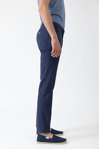 CHINO CHIC GABARDINE DE COTON STRETCH MARINE - BZV3 - BERNARD ZINS