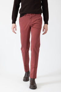 CHINO GABARDINE DE COTON STRETCH ROUGE EPICE - BZV2 - BERNARD ZINS